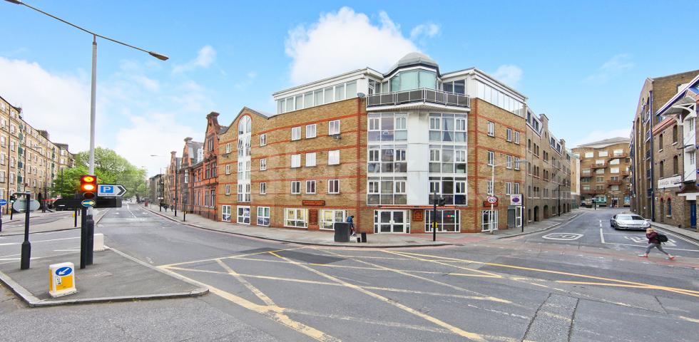 			NEW INSTRUCTION, 2 Bedroom, 1 bath, 1 reception Apartment			 Shad Thames, London Bridge